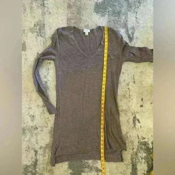 Women’s V-Cut  Light Purple Old Navy Dress - Picture 6 of 6